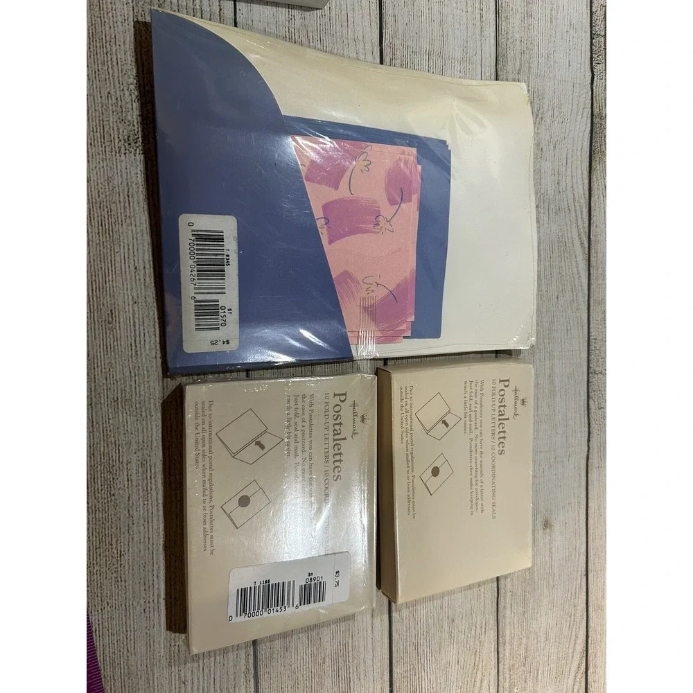 Lot of Vintage Hallmark Stationery Sheets & 20 + Postalettes NIP Tub6